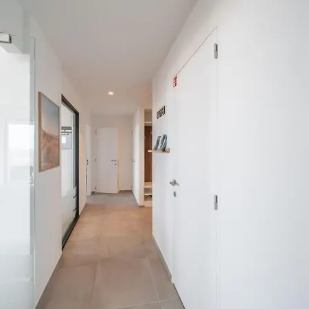Casiola - Modern New With Pool Access And Parking Appartement Ostende
