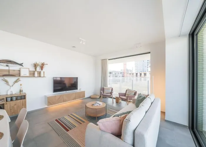 Casiola - Modern New With Pool Access And Parking Daire