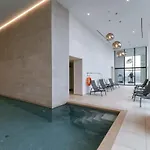 Casiola - Modern New With Pool Access And Parking * 奥斯滕德